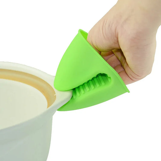 Silicone Heat Resistant Pinch Mitts - Improve Center