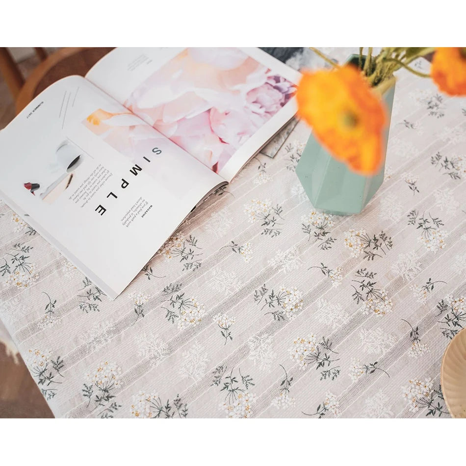 Korean Style Small Daisy Cotton Floral Tablecloth