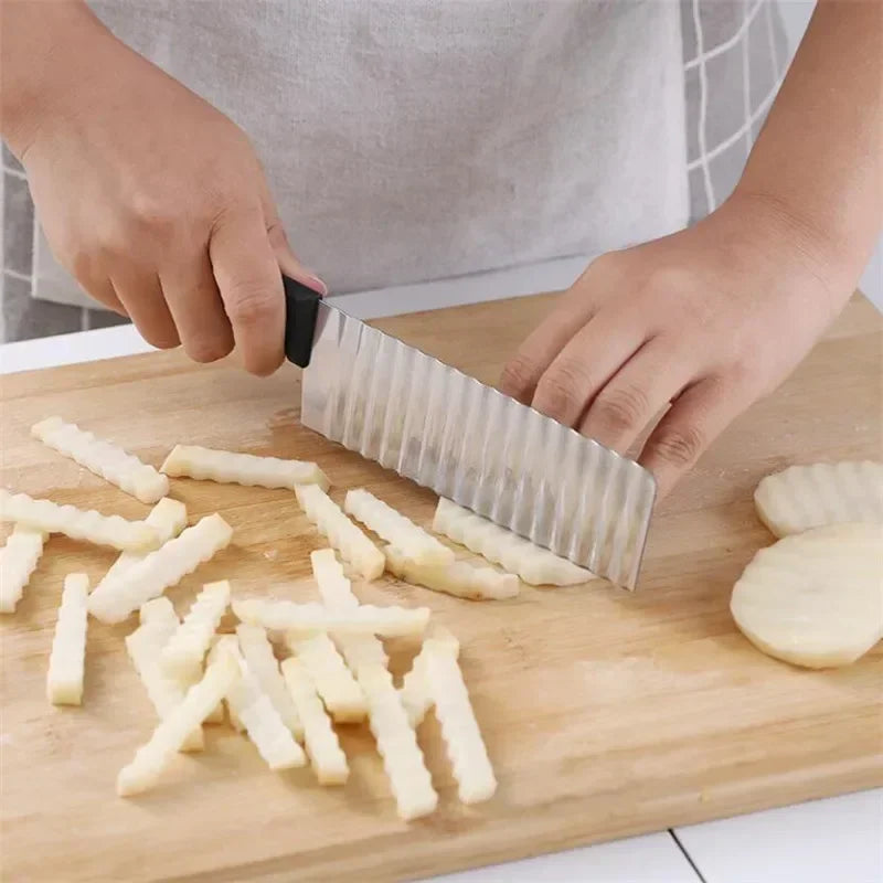 Vegetable Fruit Crinkle Wavy Slicer Knife