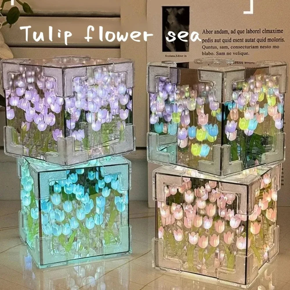 Tulip Mirror Cube Lamp