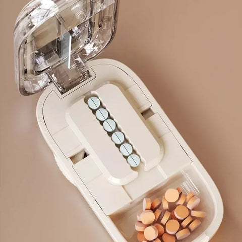 Portable Pill Cutter & Storage Box – 1/2 & 1/4 Tablet Divider, Medicine Organizer & Crusher