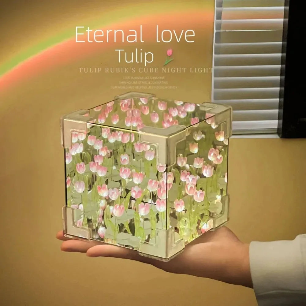 Tulip Mirror Cube Lamp