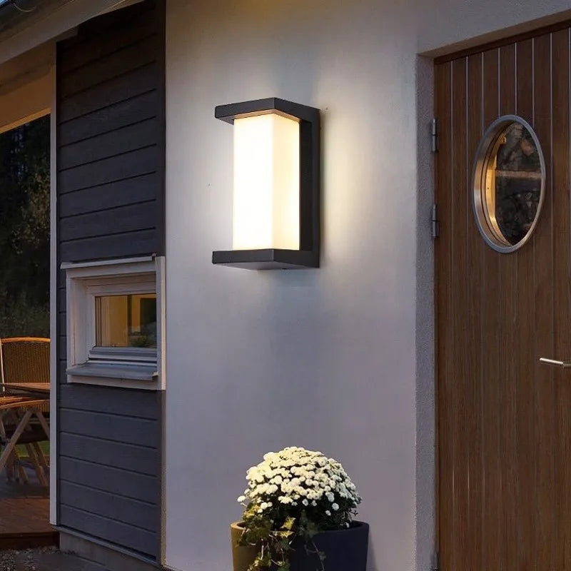 AC85-265V Garden Light