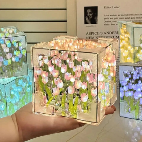 Tulip Mirror Cube Lamp - Improve Center